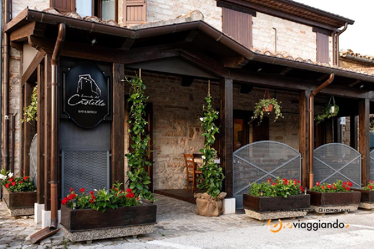 Locanda Del Castello Frontone Екстер'єр фото